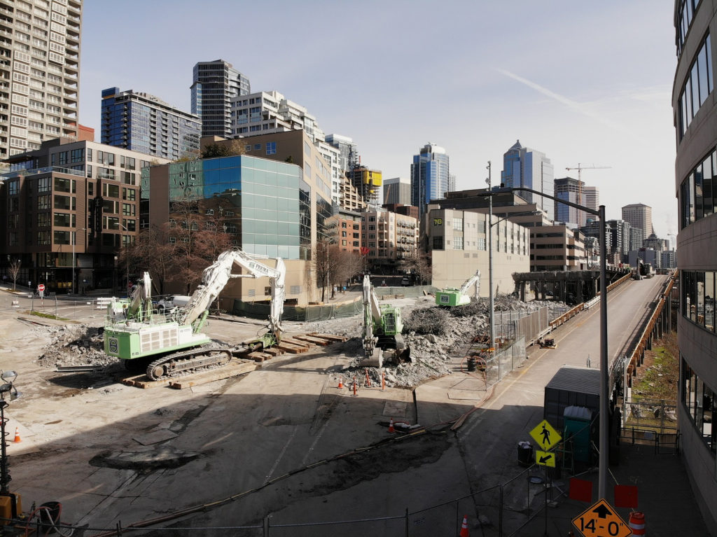 Alaskan Way Viaduct demolition on Seattle's waterfront. Photo by Chun Kwan.